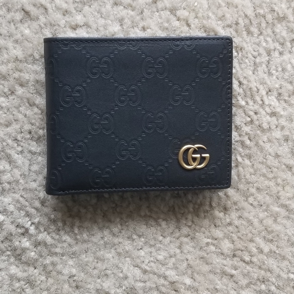 Gucci wallet
